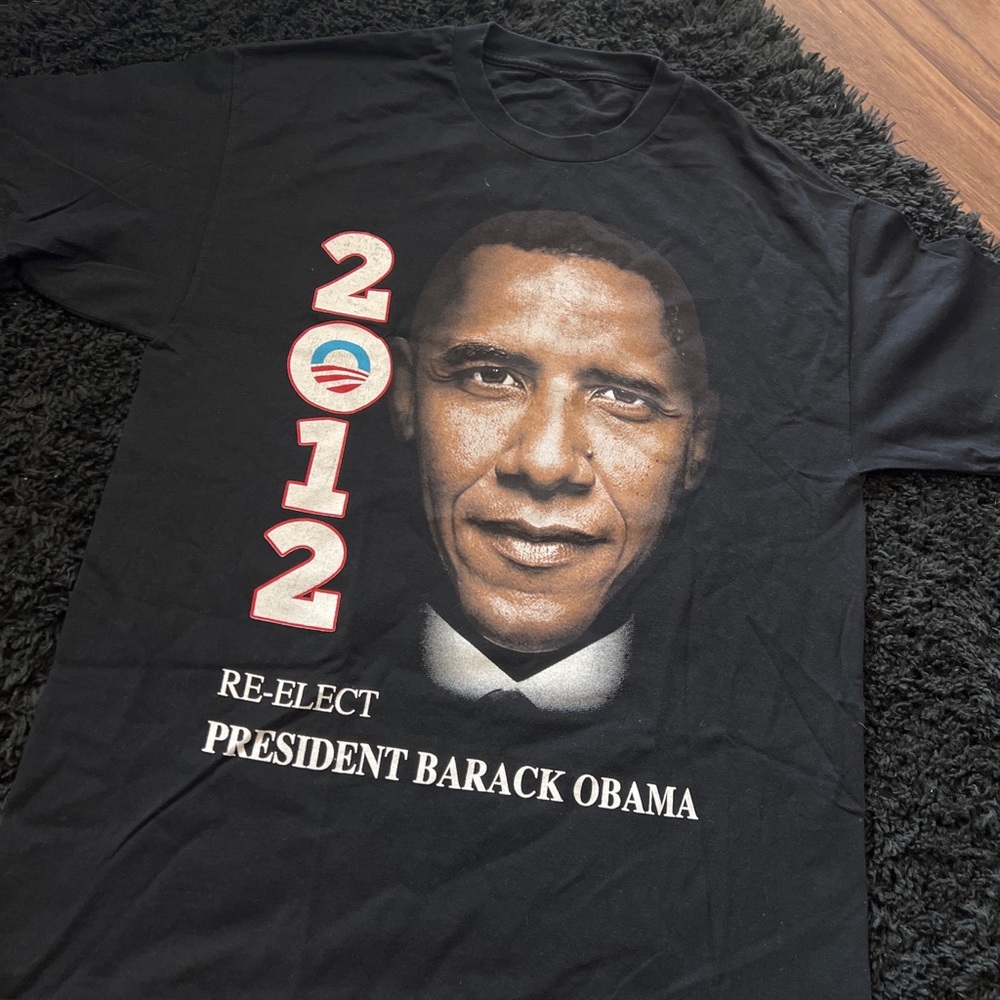 Vintage Barack Obama 2012  T Shirt Large Re-election President Tee. Yes We Can
